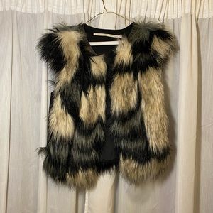 Twelfth street by Cynthia Vincent faux fur vest